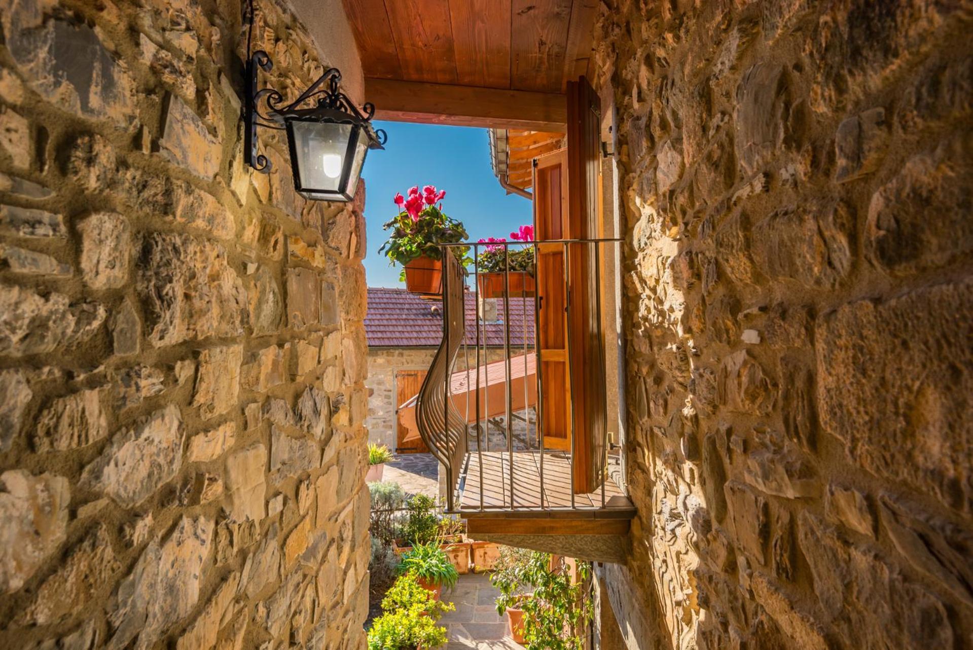 Vivi Luxury Country House Comano  Exterior foto